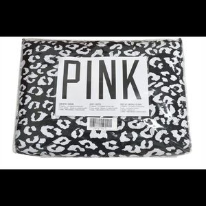 Victoria’s Secret PINK Cheetah Comforter Twin